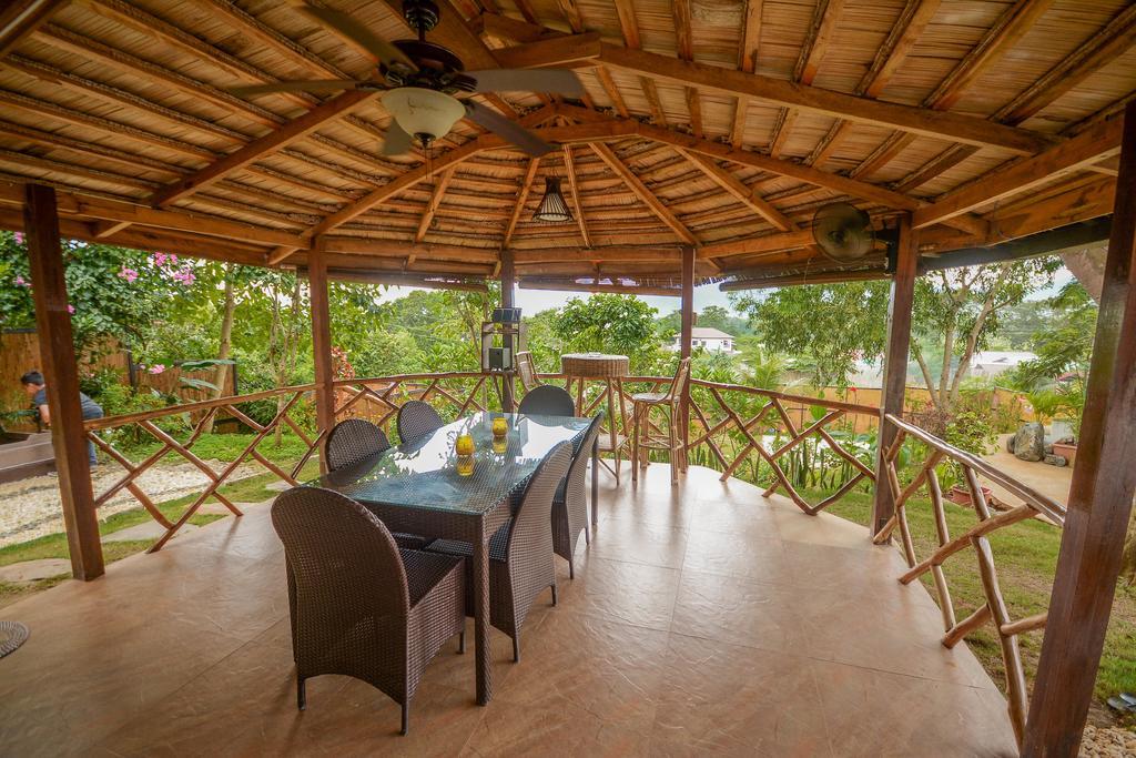 Hilltop Pool And Villa Puerto Princesa Εξωτερικό φωτογραφία