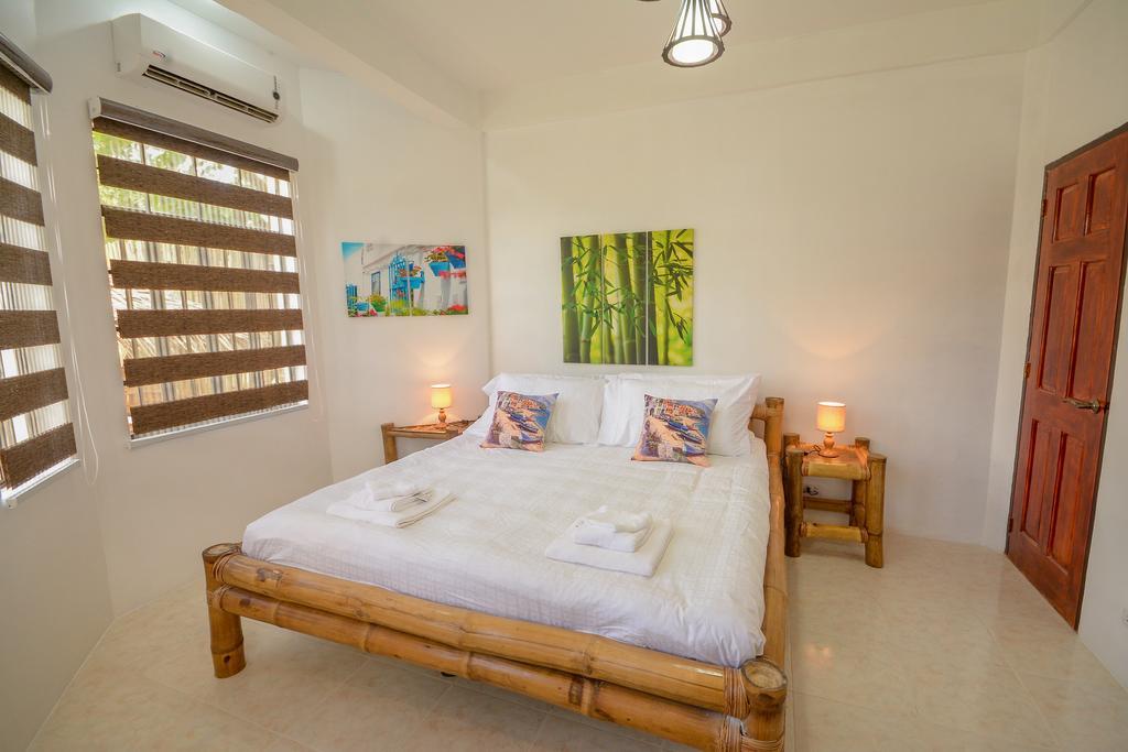 Hilltop Pool And Villa Puerto Princesa Εξωτερικό φωτογραφία
