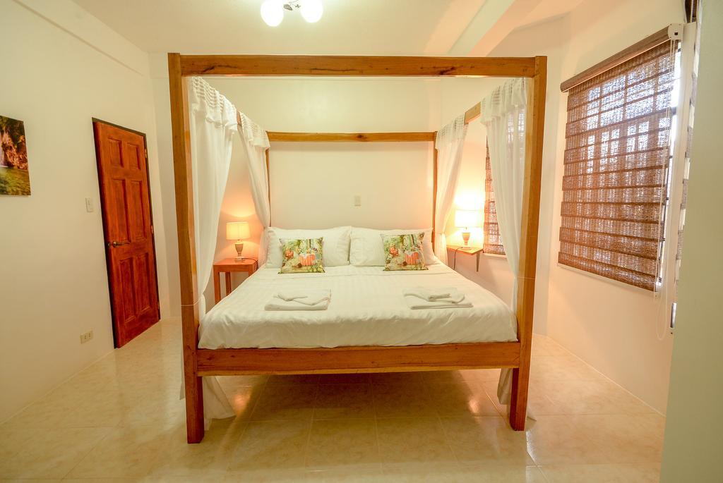 Hilltop Pool And Villa Puerto Princesa Εξωτερικό φωτογραφία
