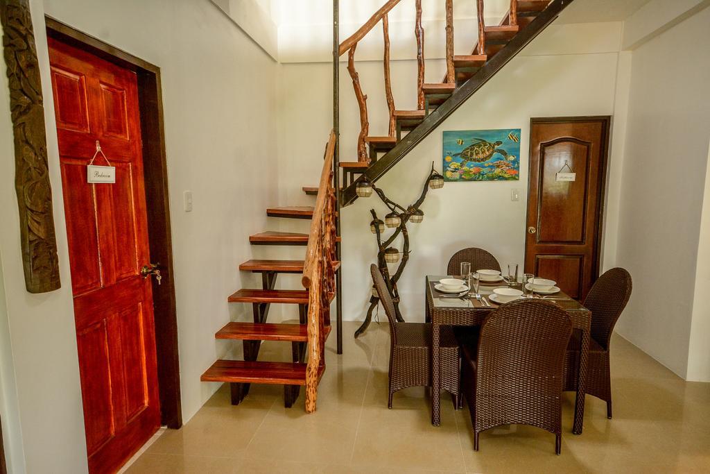 Hilltop Pool And Villa Puerto Princesa Εξωτερικό φωτογραφία