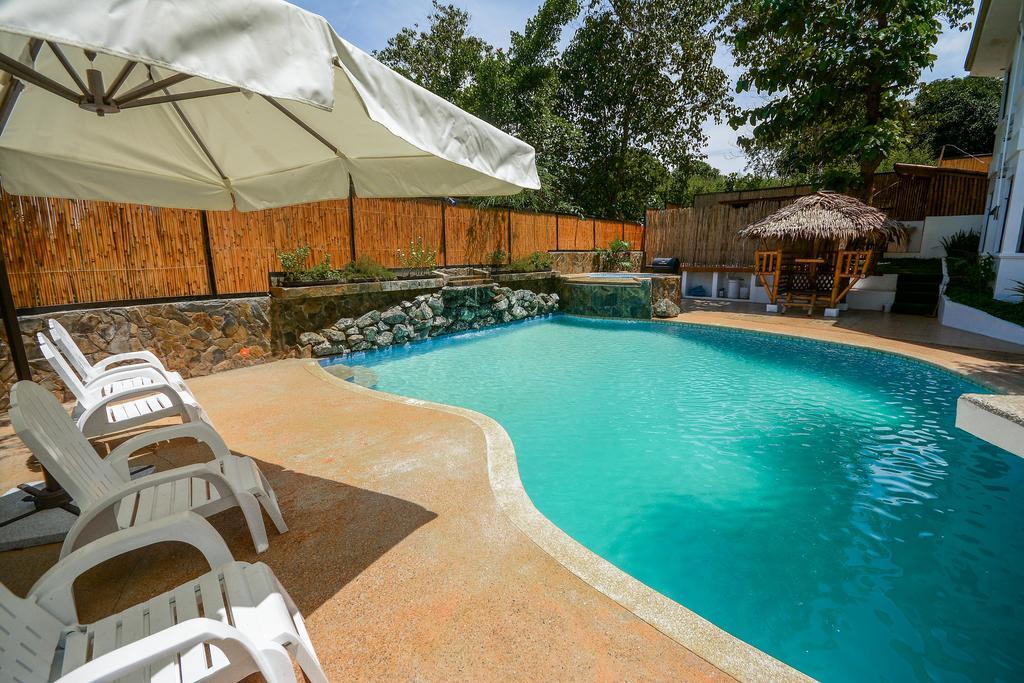 Hilltop Pool And Villa Puerto Princesa Εξωτερικό φωτογραφία