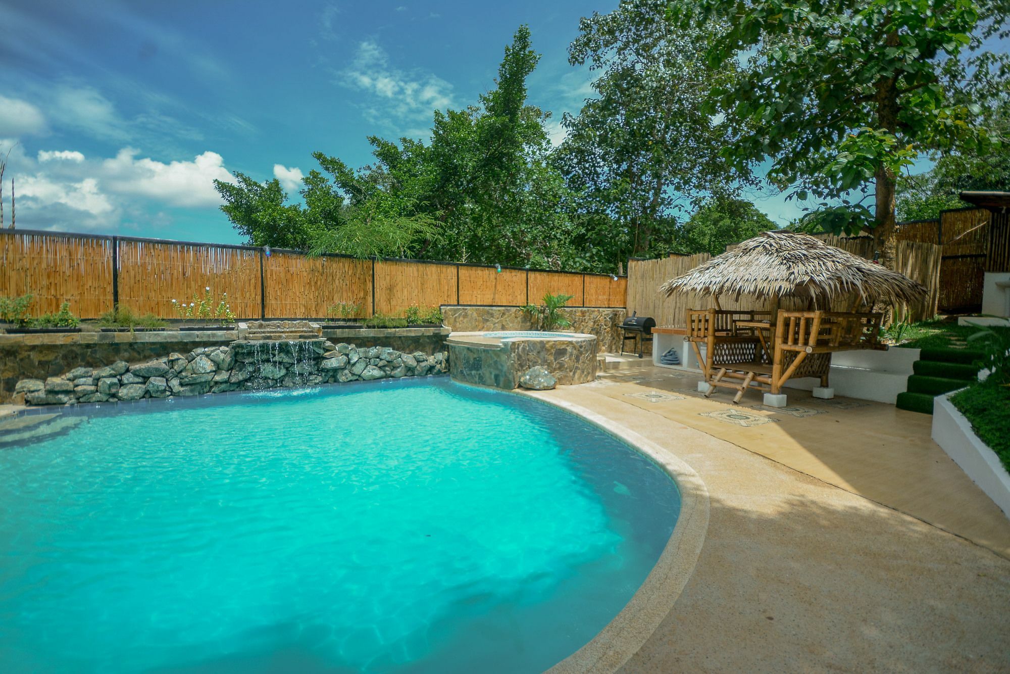 Hilltop Pool And Villa Puerto Princesa Εξωτερικό φωτογραφία